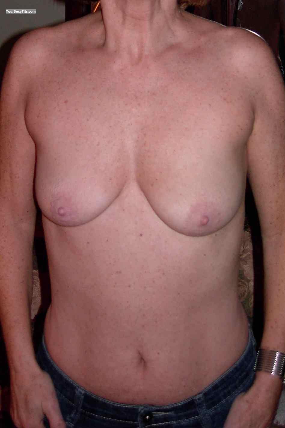 Tit Flash: Small Tits - Pale Nipples from Canada